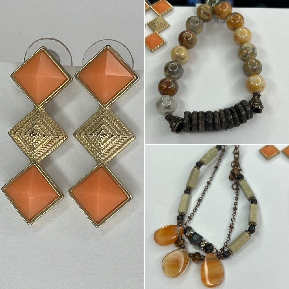 J014. Earring and bracelet ensemble 3 pcs.